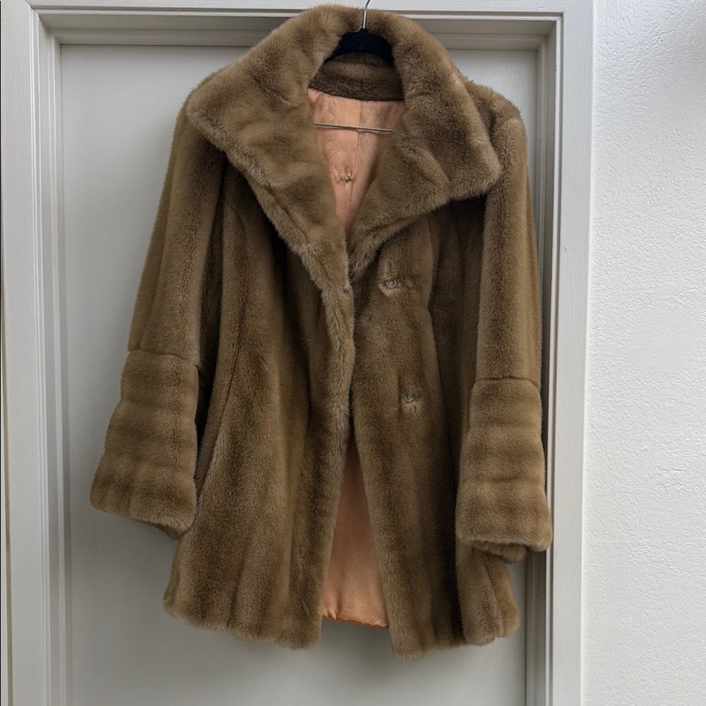 Classic Women's Faux Fur Vintage Coat in Light Brown